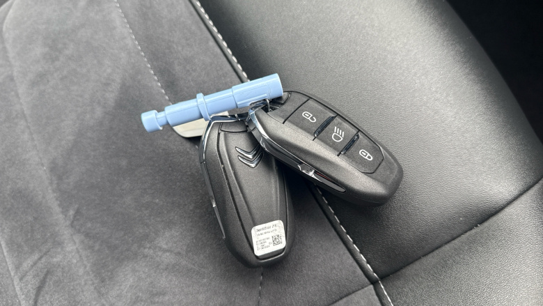 Citroen C4 X 1.2 PureTech [130] Max 4dr EAT8 Petrol Saloon